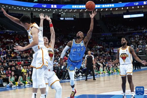 籃球 cba常規賽 北京北汽勝深圳馬可波羅